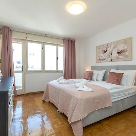 公寓 Frane 2br Near Old Town 扎达尔