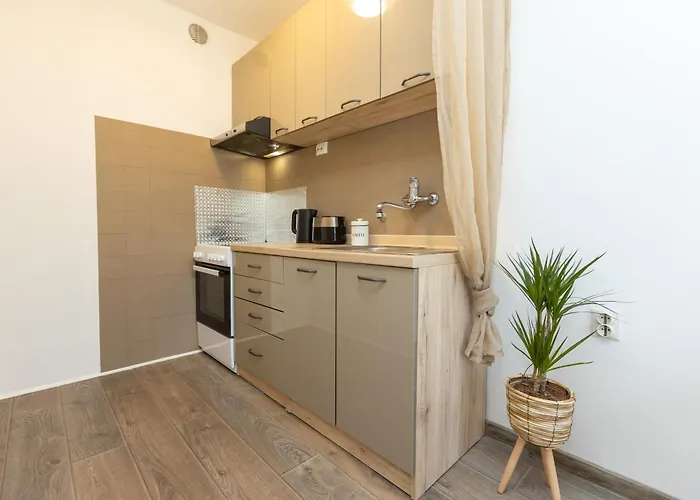 Frane 2br Aparment Near Old Town Апартаменты Задар