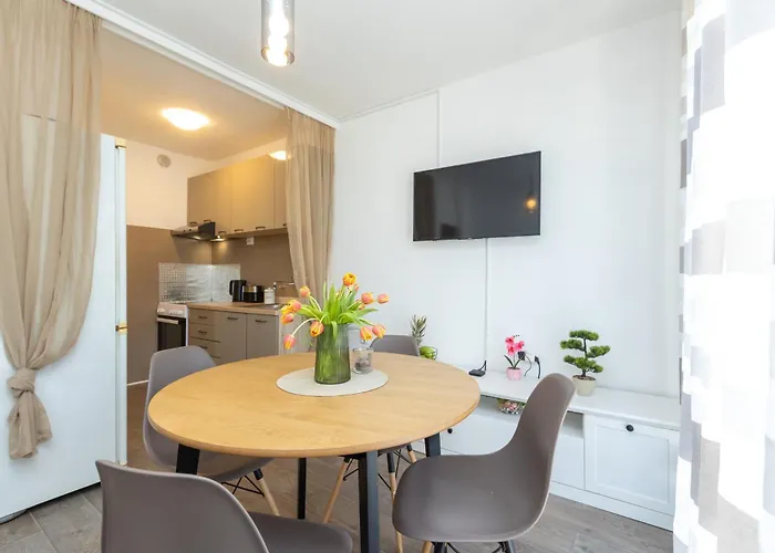 Frane 2br Aparment Near Old Town Апартаменты *